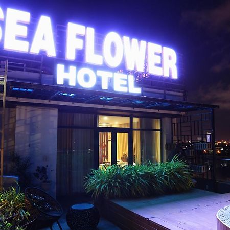 Sea Flower Hotel Da Nang Esterno foto