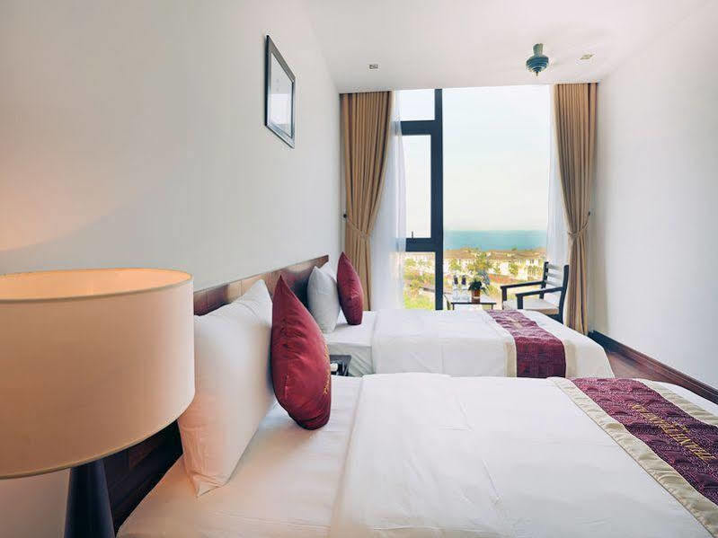 Sea Flower Hotel Da Nang Esterno foto